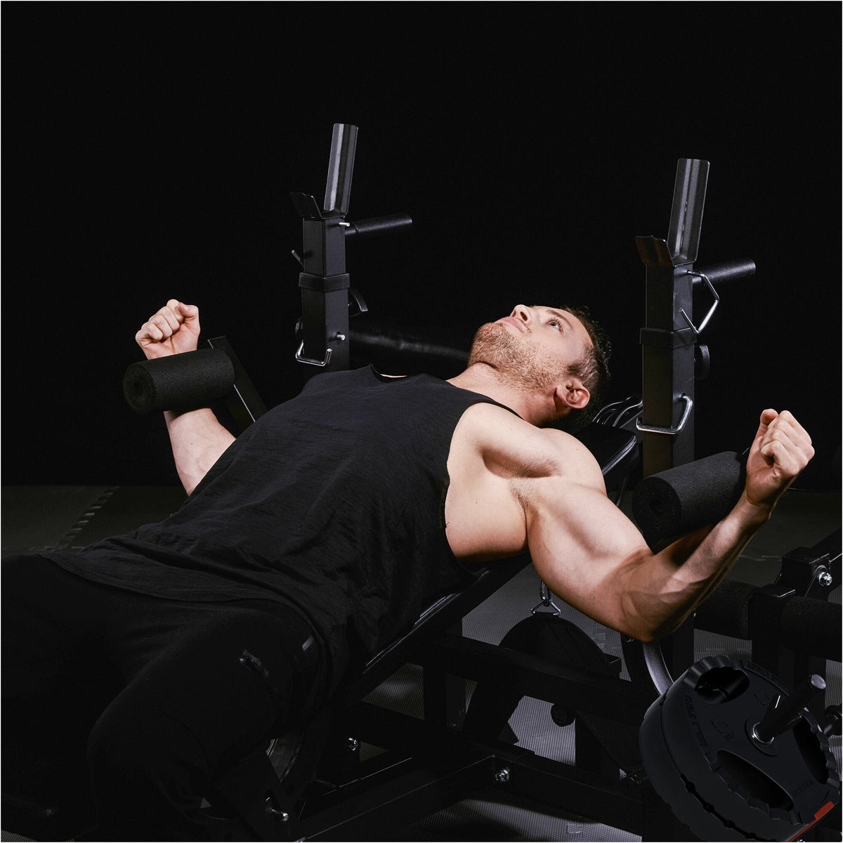 Voima-asema ja 100 kg muovipinnoitettu levysarja