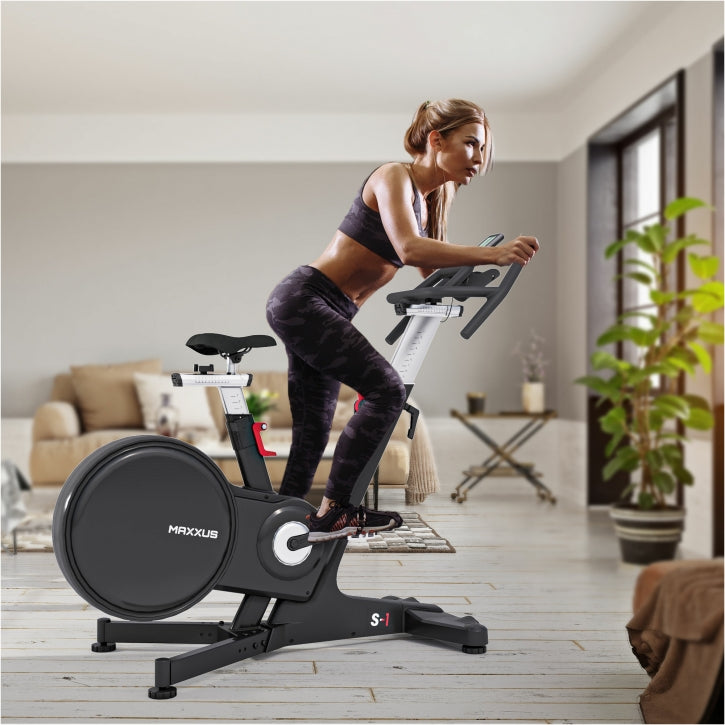 Velotrenažöör S1 LCD-ekraani ja 18 kg hoorattaga
