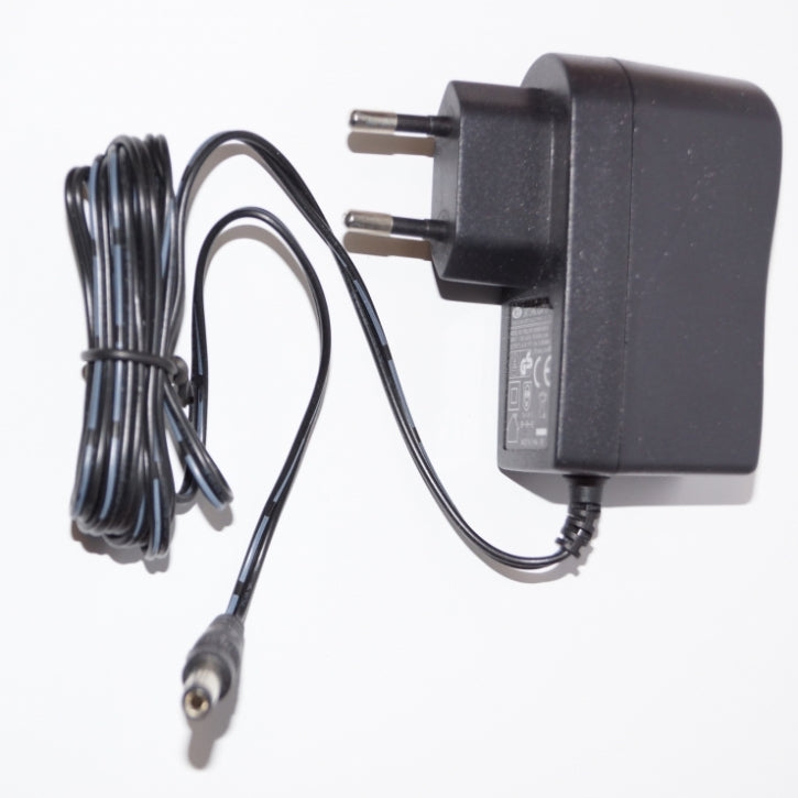 Vahelduvvooluadapter 9V treeningseadmetele